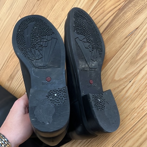 Blondo Leather and Elastic Boots - Picture 2 of 3